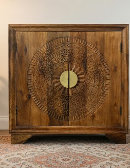 Credenzina Elegante in Legno Massello con Maniglia Dorata